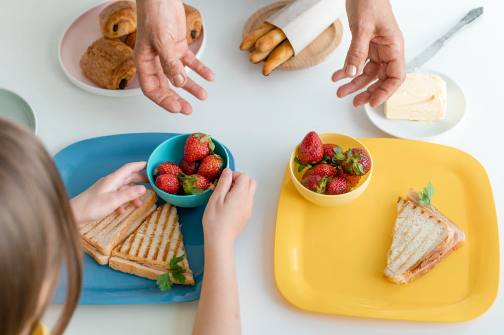 Crea una rutina de meriendas saludables: consejos y trucos